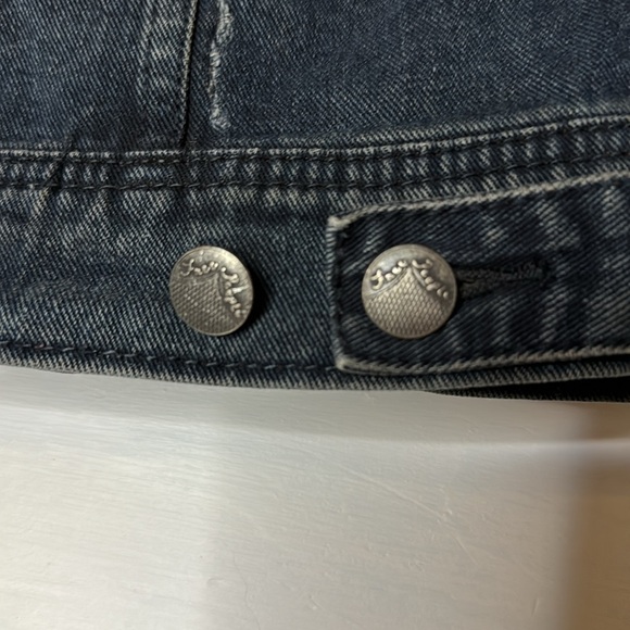 Free People distressed Jean jacket with thick fabric sleeves - Picture 3 of 4